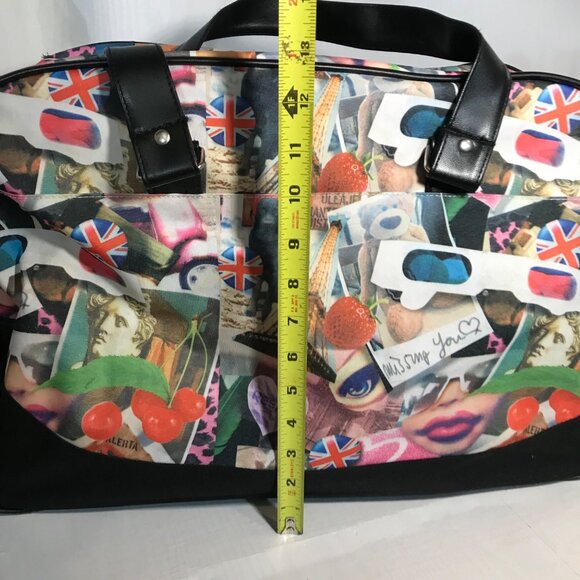 Reebok Weekender Duffle Travel Bag Collage Print Polka Dot Lining 19" Like New - Picture 16 of 16